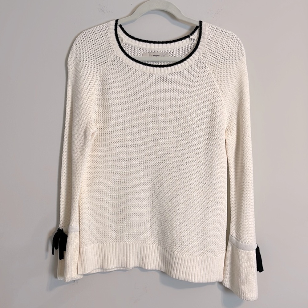 Loft cream and black light weight open Weave sweater